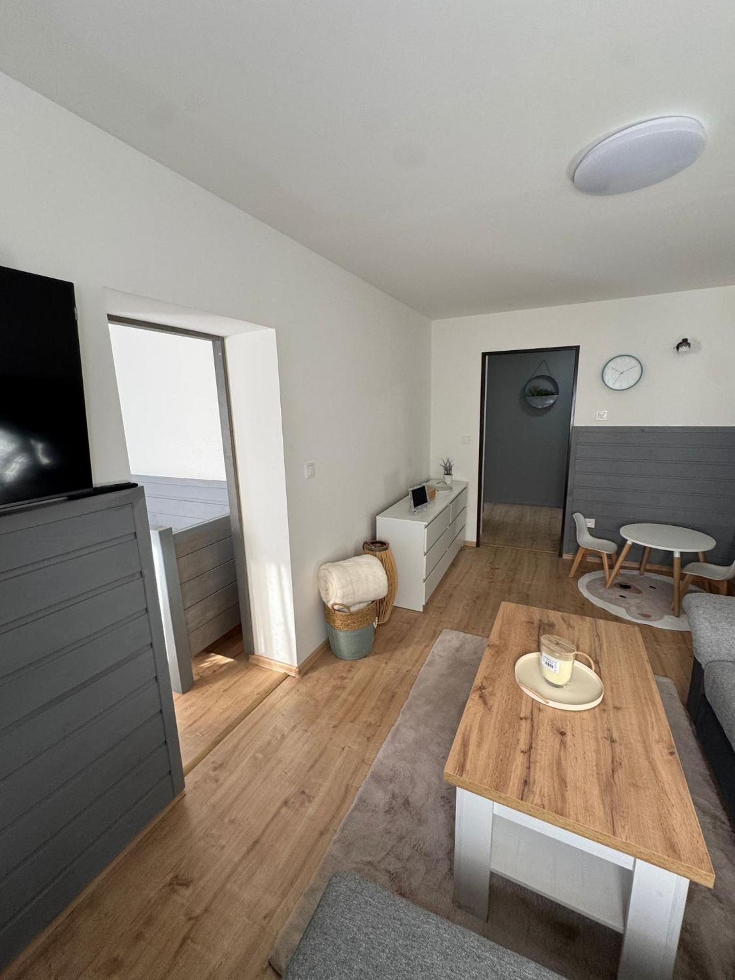 Ubytovani Pod Rozhlednou Velké Karlovice Exterior foto