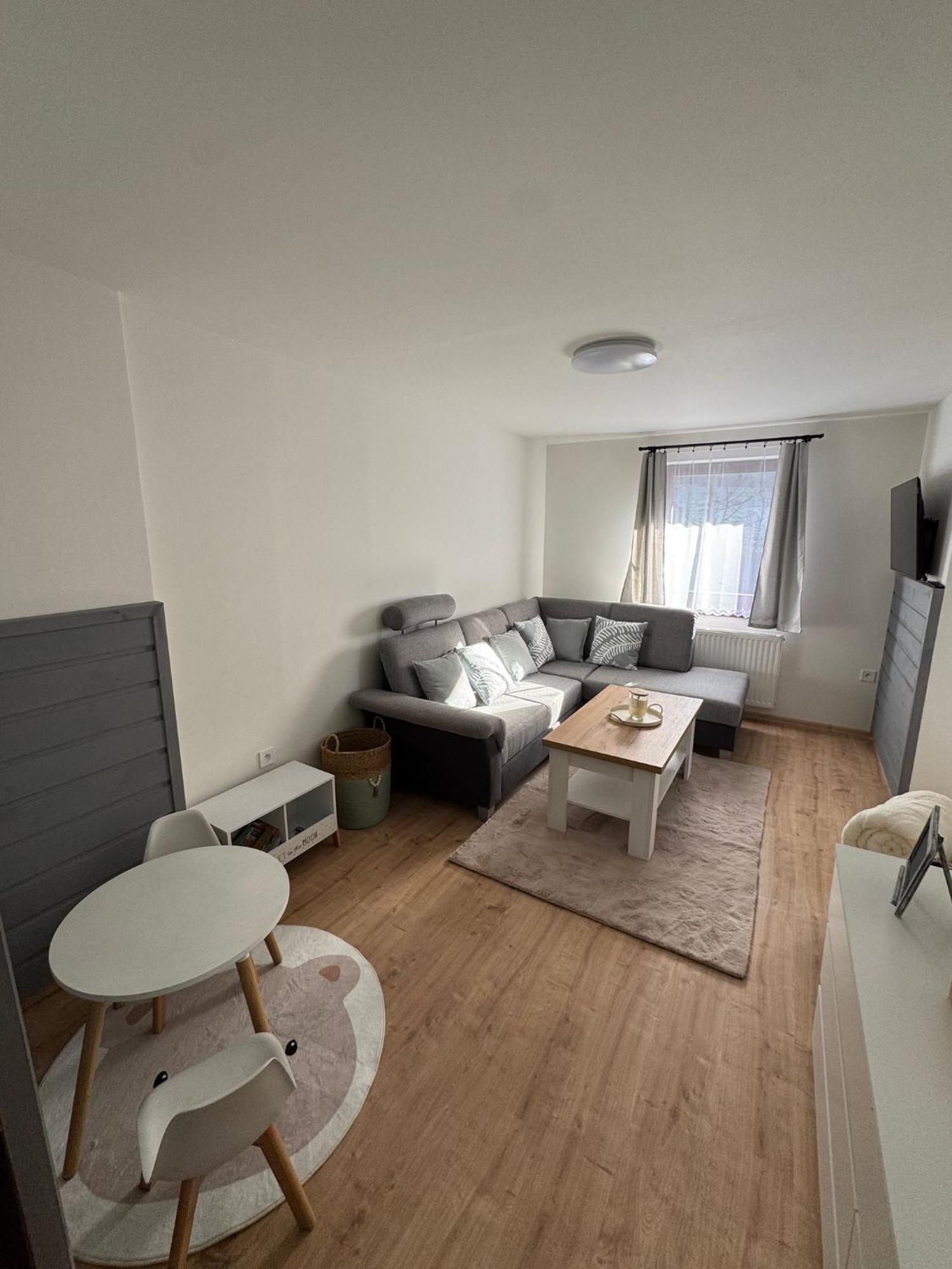 Ubytovani Pod Rozhlednou Velké Karlovice Exterior foto